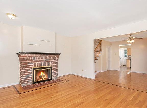 5th image of 30 Brookridge Ave #32