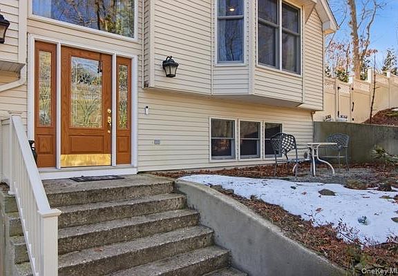 3rd image of 247 Dogwood Drive