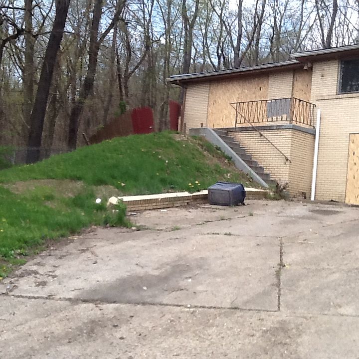 2nd image of 410 Woodmont Ave