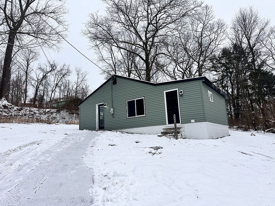 1st image of 1372 Erickson Dr