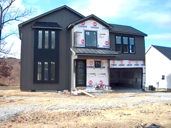 8112 Fallen Maple Dr, Chattanooga, TN 37421