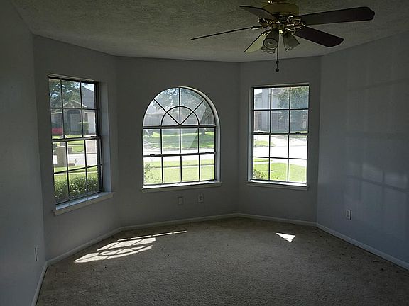 5th image of 3630 Choctaw Dr