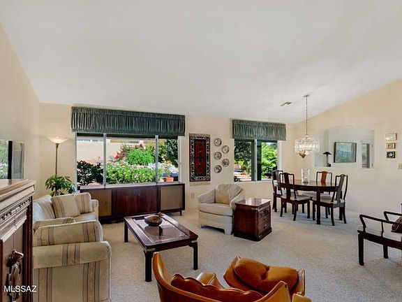 3rd image of 64260 E Echo Canyon Ct