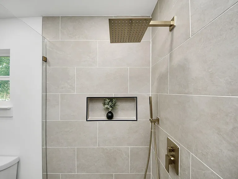 6249 Locke Ln — Photo 37