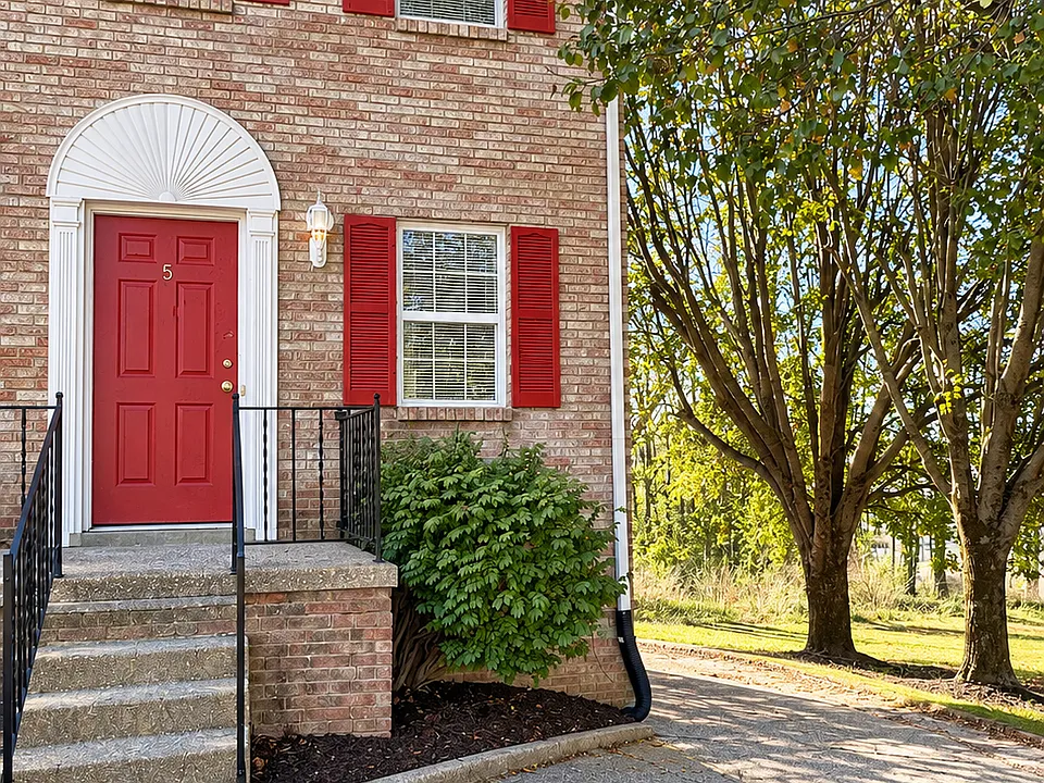 306 Spangler Dr #5