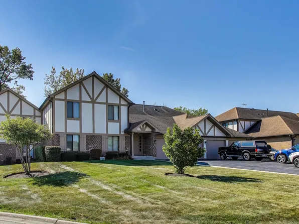 833 Thornton Ct APT 2B, Schaumburg, IL 60193