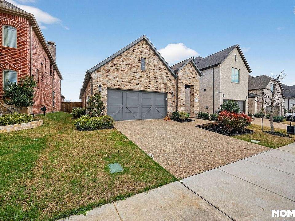 1st image of 1780 Dartmoor Dr