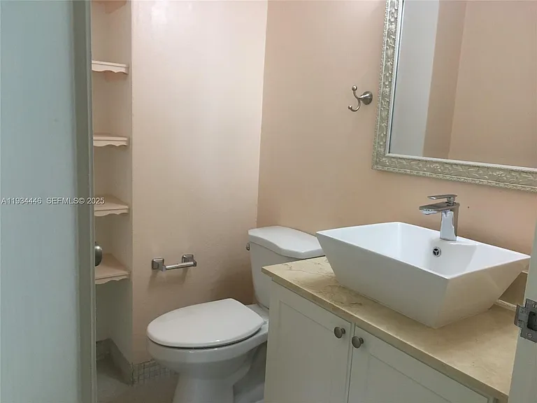 9225 Collins Ave #305 — Photo 3