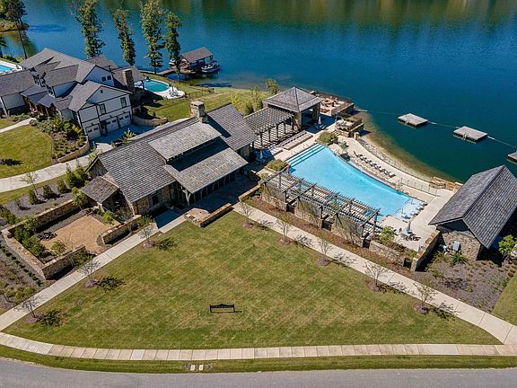 5th image of 2920 Blackridge Pl