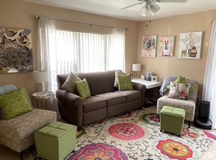 4751 Via Palm Lake #401, West Palm Beach, FL 33417