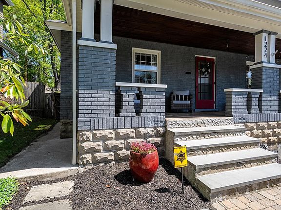 4th image of 1224 Paxton Ave