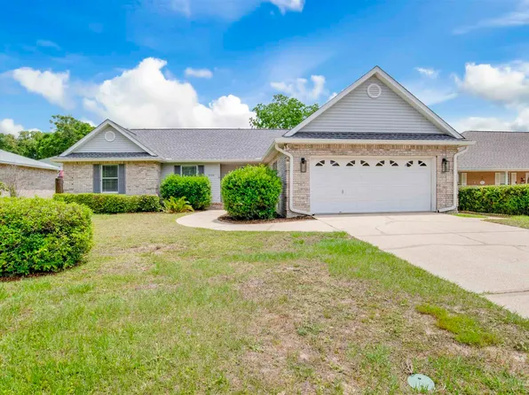 3200 Mariners Dr, Pensacola, FL 32526