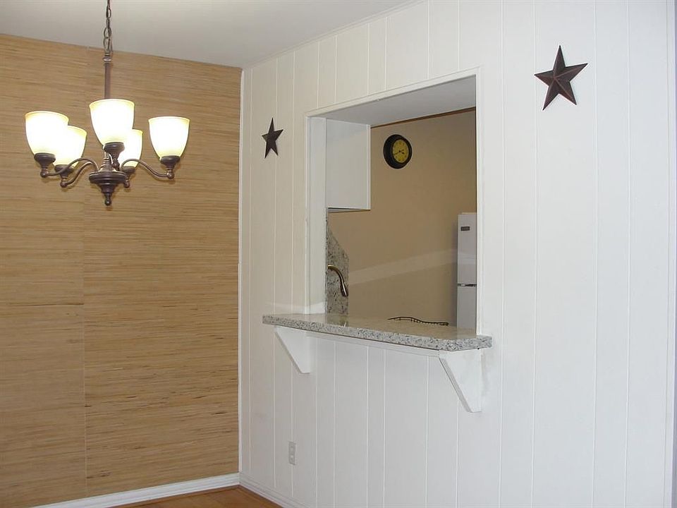1st image of 9009 Gaylord Dr APT 37