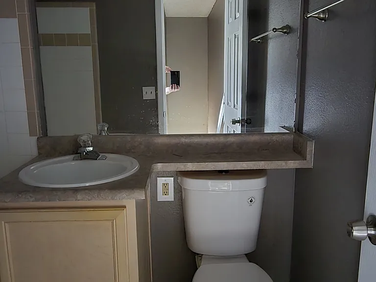 8047 Wolff St #B — Photo 15