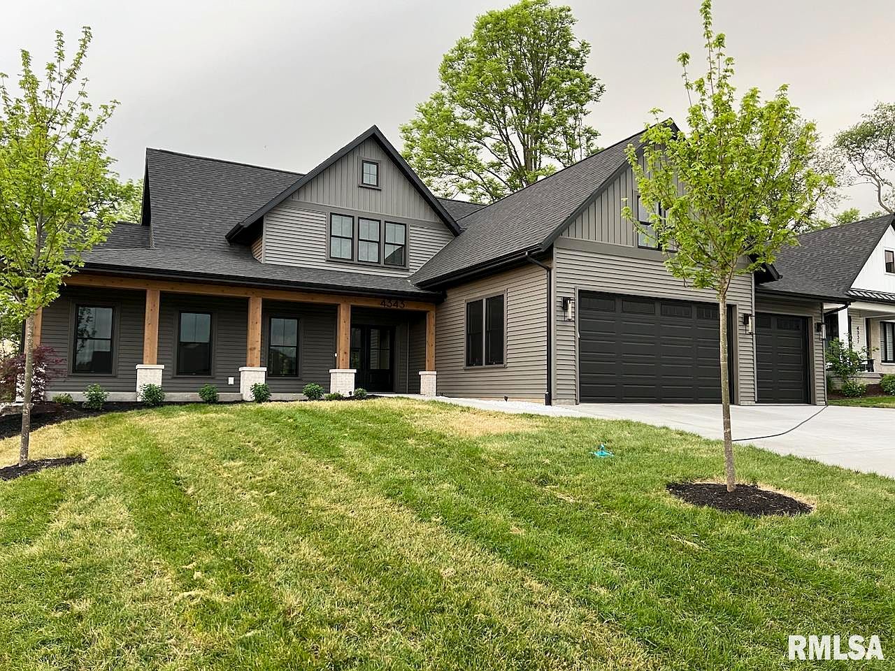 4343 Lakeside Dr, Bettendorf, IA 52722 Zillow