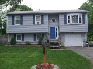 11 Watson St, Warwick, RI 02889