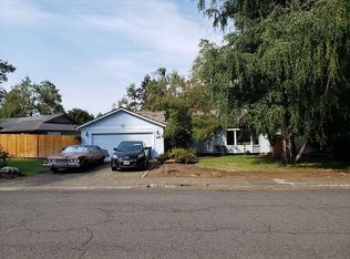 805 Valleywood Dr SE, Salem, OR 97306