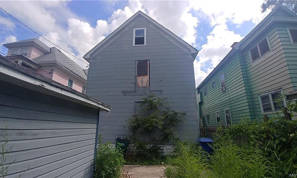 2nd image of 164 Goulding Ave