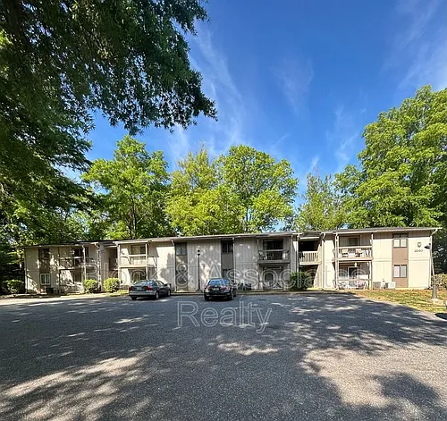 2260 Sunderland Rd #84W Photo 1