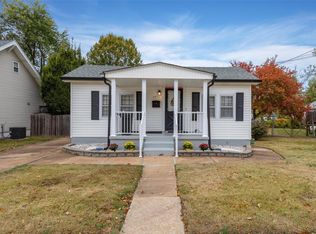 7711 Weaver Ave, Saint Louis, MO 63143