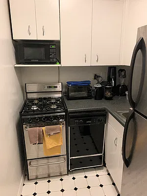 Rented by Corcoran | media 5