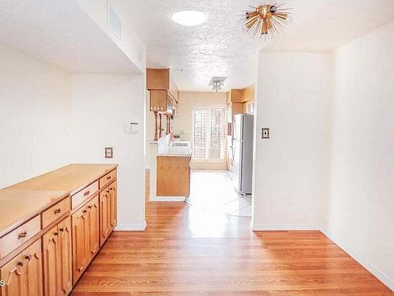 5th image of 8020 Mineola Dr