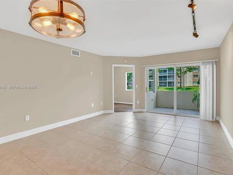 9537 Weldon Cir #I109 — Photo 15