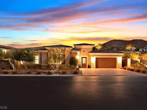 21 Grand Masters Dr, Las Vegas, NV 89141