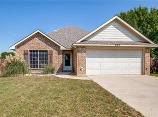 602 Lamp Post Ln, Oak Pt, TX 75068