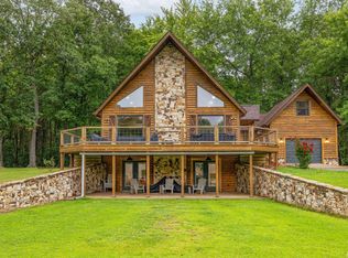 7060 Absher Ln, Stonefort, IL 62987