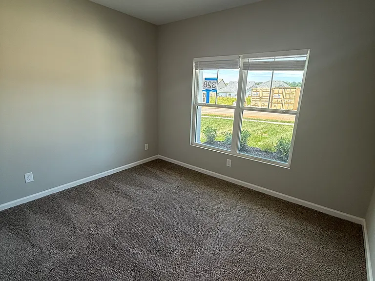1371 Mourning Cloak Dr — Photo 4