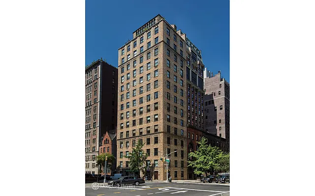 Sold by Douglas Elliman | media 12