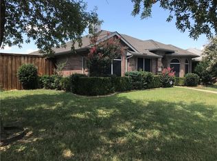 2001 Pecan Grove Dr, Garland, TX 75040