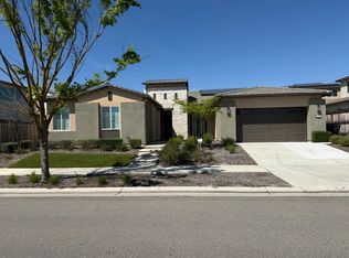 1015 Horizon Dr, Madera, CA