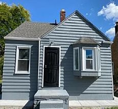 1st image of 7760 Grandville Ave #1