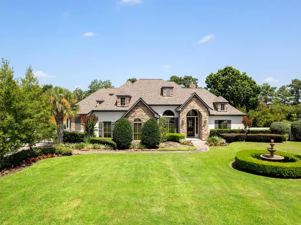 7930 Spring Village Dr, Spring, TX 77389