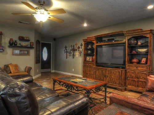 4th image of 6318 Donely Pl