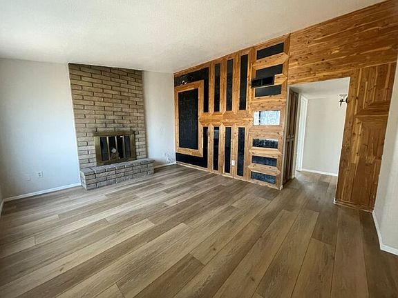 3rd image of 3407 S Hardy Dr