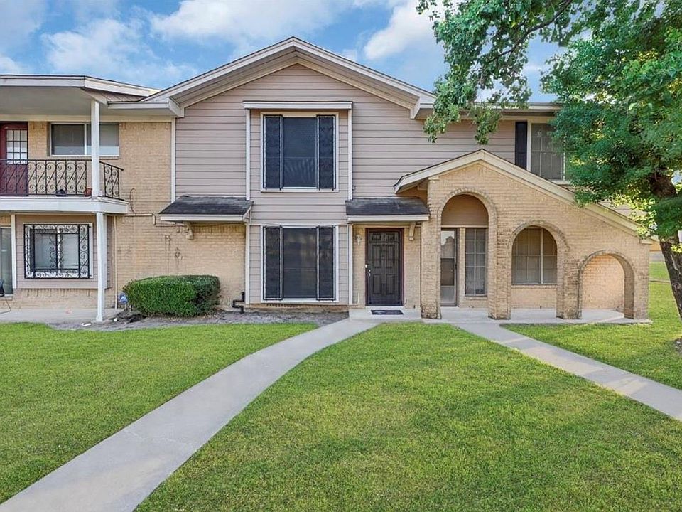 1st image of 13517 Castilian Dr #1