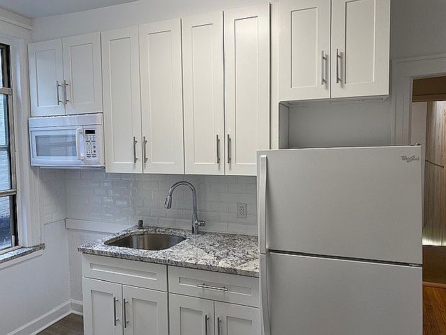 1st image of 2907 Ditmars Blvd #2