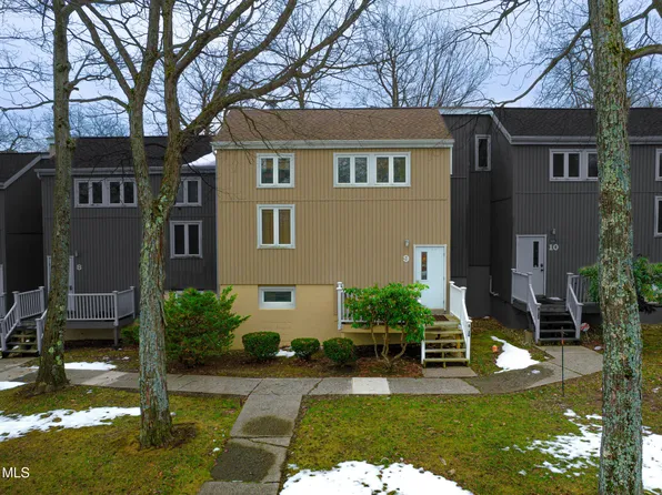 8124 Evergreen Way, Claysburg, PA 16625