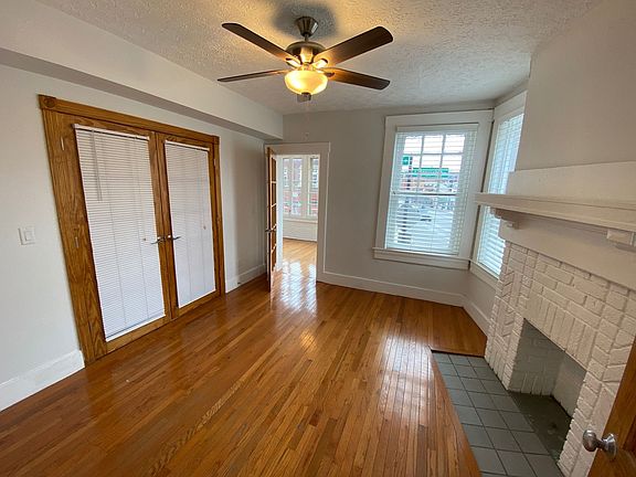 5th image of 4-16 E Norwich Ave #4-01