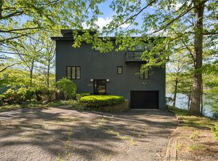 1307 Westview Dr, Borden, IN 47106