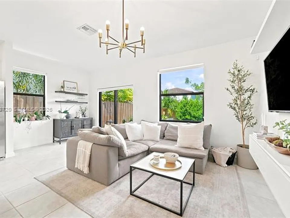 25540 SW 108th Ave #Townhouse 25540