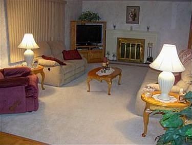 2nd image of 854 Mapleridge Dr