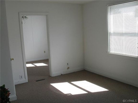 5th image of 3202 Alvis Ave