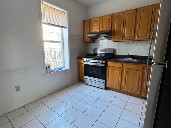 446 Bay Ridge Ave #3R