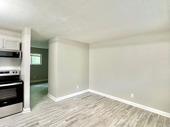 5th image of 630 Central Ave APT 211