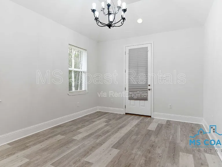 15334 Oak Creek Cv — Photo 7