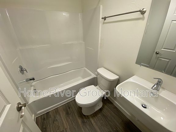 5th image of 508 S 3rd St W #206